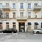 Cozy Kepna *