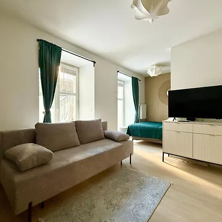 Cozy Kepna Varsó